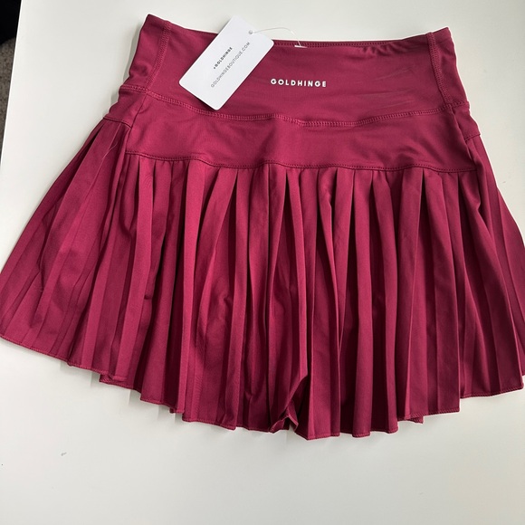 Women's Burgundy Pleated Skirt - Picture 9 of 10